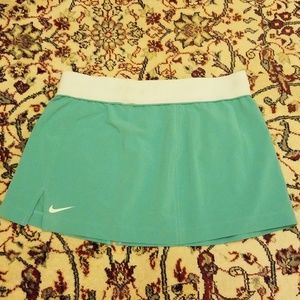 Women nike dri fit skirt